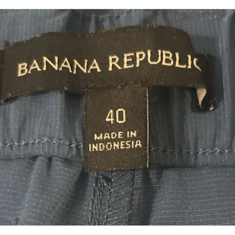 Banana Republic Mens 40 Chino Blue Cotton Blend Stretch Golf Performance Shorts